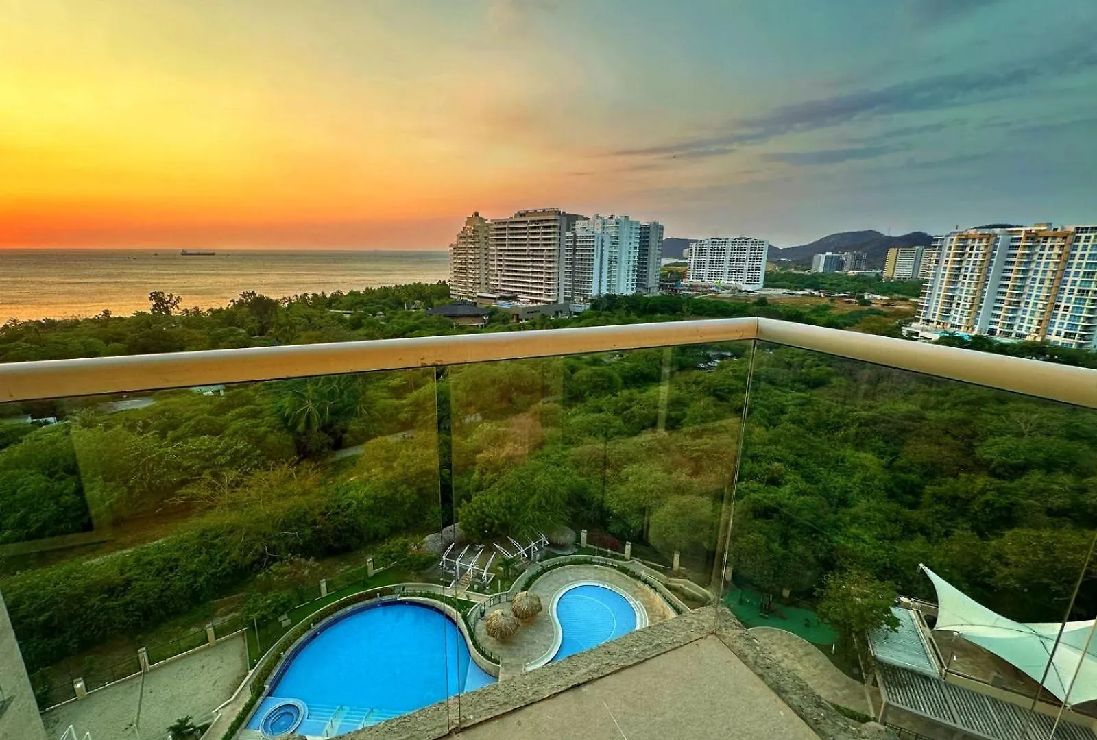 Zazue - Bello Horizonte - By Inmobiliaria Vs Santa Marta  Colombia